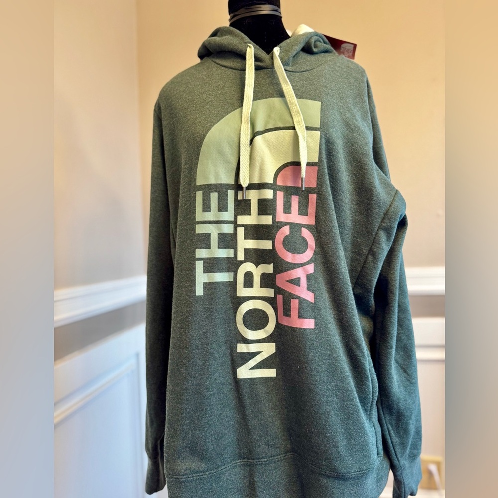 NWT North Face Women’s Trivert Patch Pullover Hoodie (xxl) sage heathered green